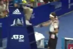 Zverev prende a racchettate il giudice di sedia e si fa cacciare da Acapulco (VIDEO) item-thumbnail