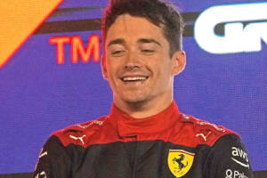 Leclerc: «Con Sinner ci sentiamo spesso. Andremo a giocare a padel, anche se per me non sarà una grandissima giornata» item-thumbnail