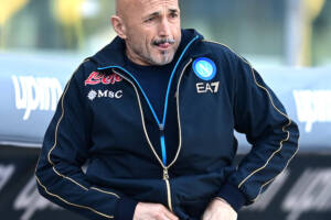 Calzona: «Spalletti è un innovatore da sempre, ma al Napoli si sta superando» item-thumbnail