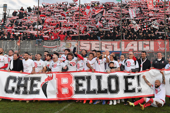 A Bari tifosi arrabbiati sia per il mercato sia per il trattamento da succursale del Napoli