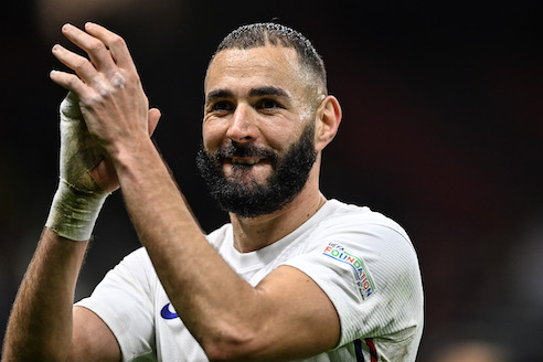 Benzema: «Volevo finire la mia carriere al Real, ma a volte si presenta un’altra opportunità»