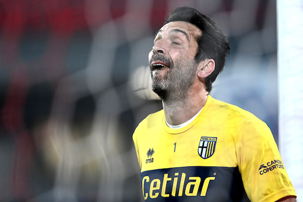 Il Palermo si allontana dai play-off, perde 2-1 a Parma