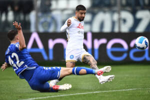 Gazzetta: Napoli, attento alla Cremonese, ricorda Spezia e Empoli item-thumbnail