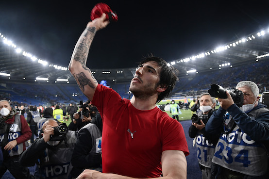 Tonali, 6-7 anni da leader del Milan lo avrebbero segnato come uomo, molto più di 50 milioni (Gazzetta) Tonali, 6-7 anni da leader del Milan lo avrebbero segnato come uomo, molto più di 50 milioni (Gazzetta)