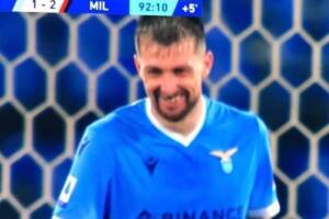Acerbi: «Sono stato zitto ma l’episodio col Milan mi ha toccato come persona» item-thumbnail