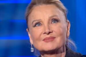 Barbara Bouchet: «Lasciai Steve McQueen perché dovevo preparare la colazione ai suoi amici motociclisti» item-thumbnail