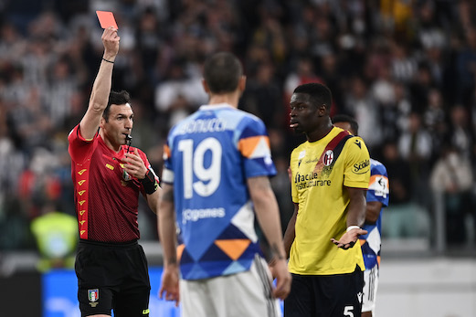 Juve-Bologna, la moviola. Per il Corsport «Guida fa il contrario di quello che dovrebbe fare un arbitro»