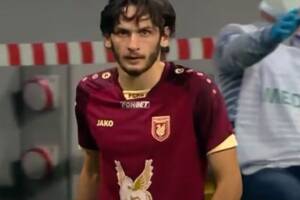 Io, georgiano, vi racconto Kvaratskhelia: grande talento, con la testa giusta. Non si accontenta mai item-thumbnail