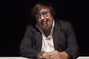 Smaila: «Gheddafi voleva bombardare Lampedusa perché i libici facevano tardi a guardare Colpo Grosso» item-thumbnail