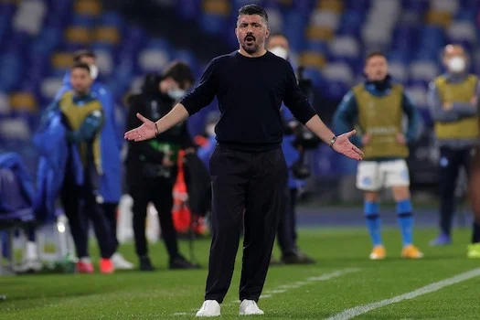 Gattuso, lo hanno conosciuto anche in Croazia: “piace ai tifosi ma come allenatore deve migliorare” (L’Equipe) Gattuso, lo hanno conosciuto anche in Croazia: “piace ai tifosi ma come allenatore deve migliorare” (L’Equipe)
