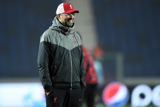 Klopp: «Nessuno può competere col City. Coi soldi fanno ciò che vogliono» Klopp: «Nessuno può competere col City. Coi soldi fanno ciò che vogliono»