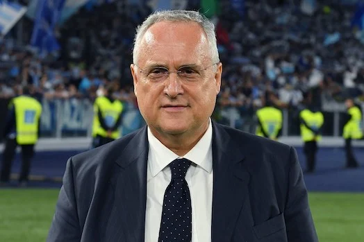 Lotito presenta la norma anti pirateria: «L’AgCom ora potrà chiedere ai siti internet di tagliare subito lo streaming pirata» Lotito presenta la norma anti pirateria: «L’AgCom ora potrà chiedere ai siti internet di tagliare subito lo streaming pirata»