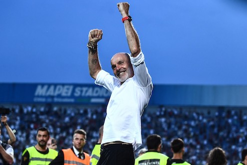 Pioli ha dato disponibilità al Napoli: contratto fino al 2026 (Schira)