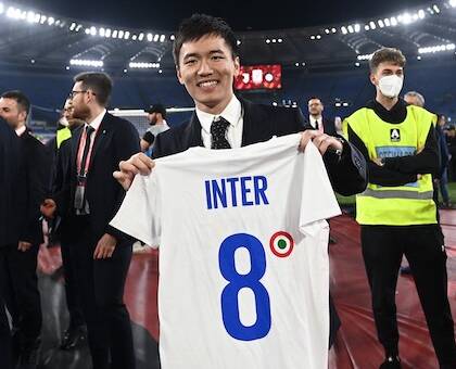 Zhang: «Con me l’Inter sarà sempre stabile e competitiva. Rinegozieremo il prestito con Oaktree» Zhang: «Con me l’Inter sarà sempre stabile e competitiva. Rinegozieremo il prestito con Oaktree»