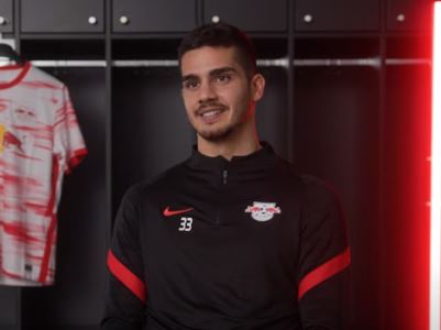 André Silva: «52 partite in una stagione, si è raggiunto il limite. Ci sono molti interessi nel calcio…» André Silva: «52 partite in una stagione, si è raggiunto il limite. Ci sono molti interessi nel calcio…»