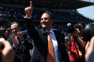 Iervolino presidente della Salernitana nicola Forbes