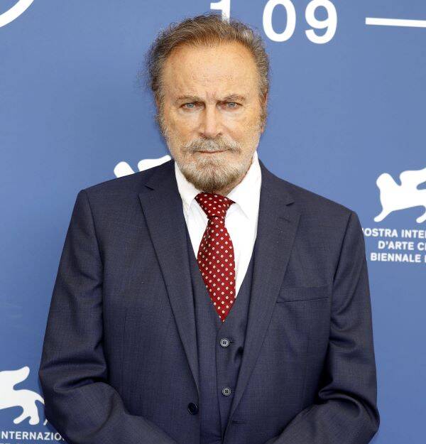 «Dino De Laurentiis voleva che mi chiamassi Castel Romano. Scelsi Franco Nero e non mi volle più» «Dino De Laurentiis voleva che mi chiamassi Castel Romano. Scelsi Franco Nero e non mi volle più»
