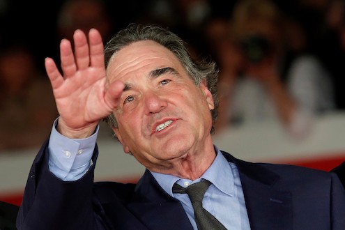 Oliver Stone: «Il mondo è diventato difficile per la Russia. Né Kennedy né Obama avrebbero fatto questo»