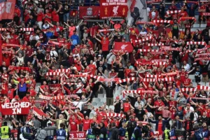 tifosi Liverpool McGregor