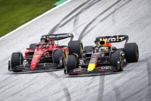 Formula 1, trovato il rivale di Verstappen: un drone che va a 350 km/h e rivoluzionerà le gare in tv item-thumbnail