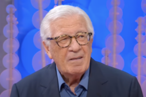Di Capri: «Il giorno del mio matrimonio scoprii di avere un debito di 4 milioni per le notti passate a giocare a carte» item-thumbnail
