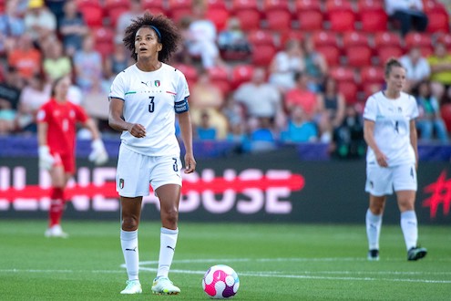 Sara Gama: «Le donne non sono meglio degli uomini, smettiamo di paragonare calcio maschile e femminile»