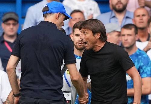 Chelsea-Tottenham 2-2, grande partita. Rovinata da Tuchel e Conte e la loro rissa da bar