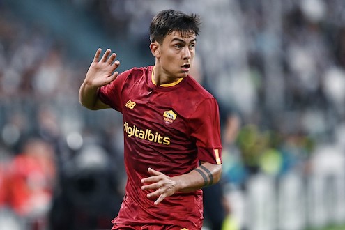 Chi cura gli interessi di Dybala, vuole portarlo via da Roma (Zazzaroni)