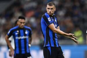 Dzeko: «Una partita così, un mese fa l’avremmo persa. Non abbiamo giocato bene, ma contava vincere» item-thumbnail