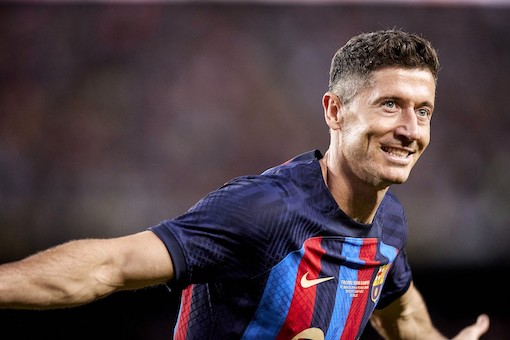 Se Lewandowski giocherà meno del 55% delle partite nella stagione 2024/2025, il Barça potrà licenziarlo