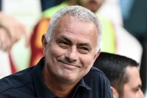 mourinho psg Mendes su calcio