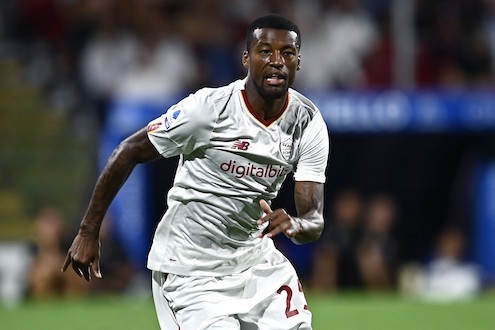 Wijnaldum si è rotto la tibia in allenamento Wijnaldum si è rotto la tibia in allenamento