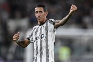 Il Giornale sul mercato della Juve: zero fantasia e competenza, a differenza del Napoli item-thumbnail