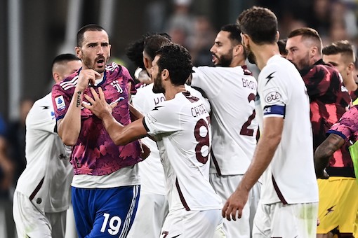 CorSport: Torino-Juventus, Allegri valuta l’esclusione di Bonucci