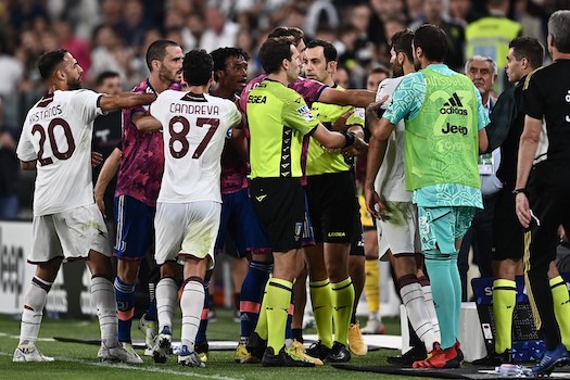 L’Aia (arbitri): “Il Var di Juve-Salernitana non aveva a disposizione le immagini di Candreva” L’Aia (arbitri): “Il Var di Juve-Salernitana non aveva a disposizione le immagini di Candreva”