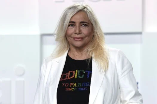 Mara Venier: «Ad un provino con Tinto Brass, la moglie mi diceva: “Fai vedere le tette”. Io mi sentivo brutta» Mara Venier: «Ad un provino con Tinto Brass, la moglie mi diceva: “Fai vedere le tette”. Io mi sentivo brutta»