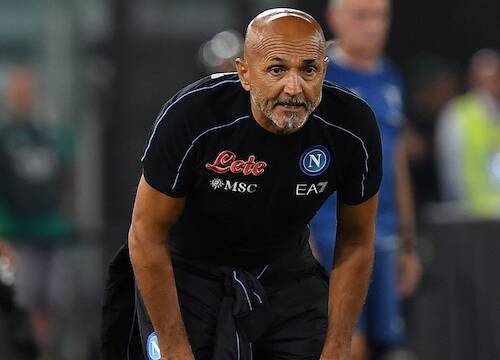 È bastata un’inutile sconfitta 4-1 col Lille per riportare a Napoli un’atmosfera opprimente