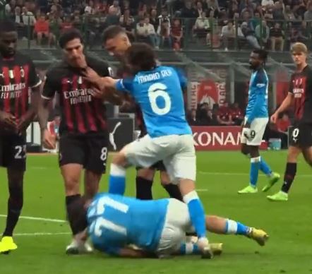 Milan-Napoli, Mario Rui in versione «nessuno si azzardi a toccare Kvara o scateno l'inferno» (VIDEO) - ilNapolista
