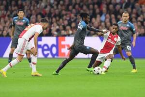I giocatori dell’Ajax si sono rifiutati di scambiare le maglie con quelli del Napoli item-thumbnail