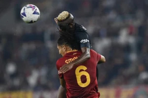 napoli Colpo di testa premier