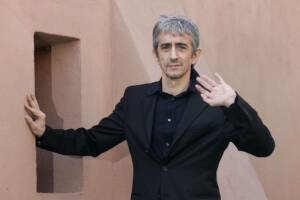 Sergio Rubini: «Mel Gibson un fanatico tirchio. Non volevo accettare i soldi, poi però il meccanico…» item-thumbnail