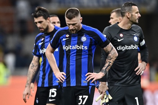 La schiena di Skriniar preoccupa il Psg