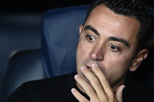 Xavi: «Messi? Ci aiuterebbe moltissimo. Ha lui la padella dalla parte del manico, ora» 