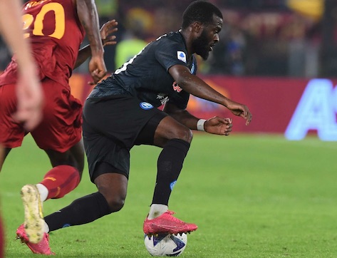 Sul (non) rigore Ndombele fa una giocata alla Ronaldinho Sul (non) rigore Ndombele fa una giocata alla Ronaldinho
