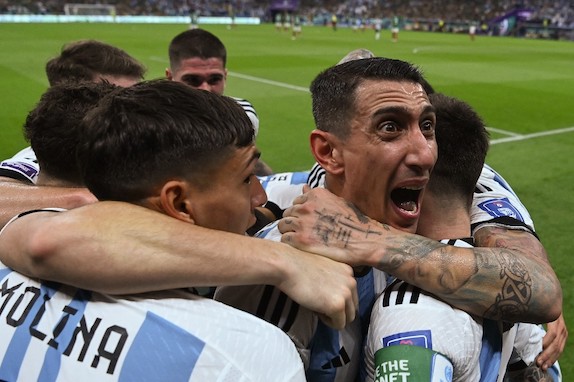 Di Maria e Paredes sul Mondiale: “La parata del Dibu ci ha convinto di essere già campioni”