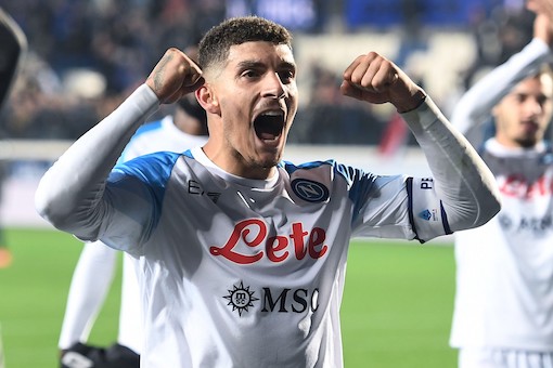Il Napoli leader anche degli scontri diretti: quattro vittorie su quattro, tutte fuori casa Il Napoli leader anche degli scontri diretti: quattro vittorie su quattro, tutte fuori casa