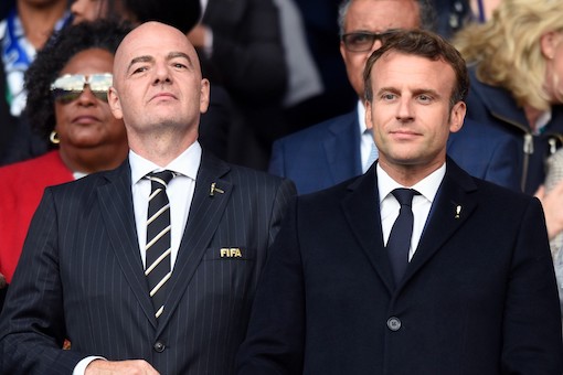 Macron senza scrupoli per favorire Infantino. Voleva trattare la Fifa come l’Unesco (Süddeutsche)