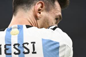 Il Guardian: «Questo Mondiale è un esperimento tecnologico: hanno trasformato il calcio in un videogioco» item-thumbnail