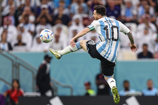 Canelo contro Messi: «Chiedo a Dio di non incontrarlo»