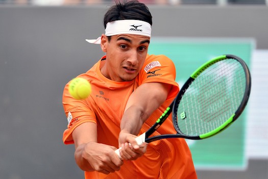 Sonego gioca la partita della vita contro Tiafoe, in Coppa Davis Italia-Usa 1-0 Sonego gioca la partita della vita contro Tiafoe, in Coppa Davis Italia-Usa 1-0